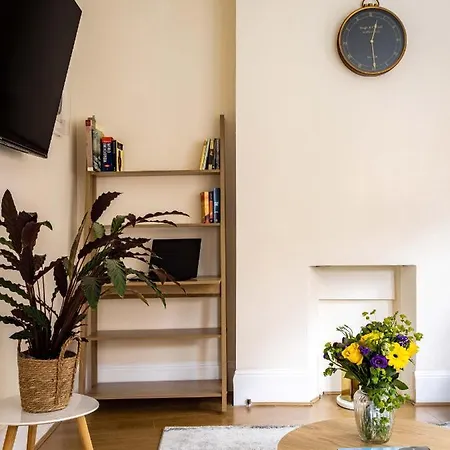 One Bedroom Apartment In Marylebone London Exterior photo
