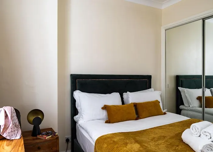 One Bedroom Apartment In Marylebone